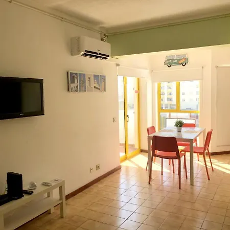 Apartamento Charming With Balcony In Portimao, 55 Sqm, Pool View Portimão