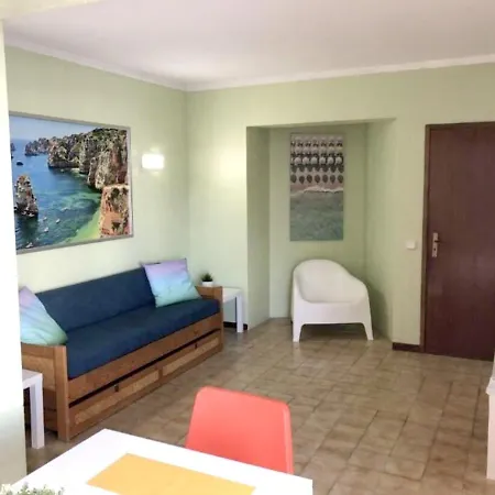 Apartman Charming With Balcony In Portimao, 55 Sqm, Pool View *