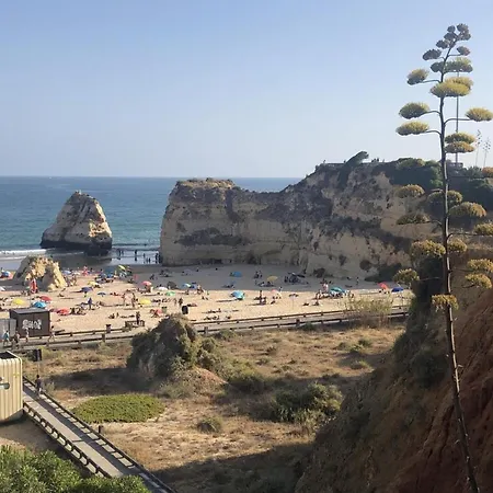 Charming With Balcony In Portimao, 55 Sqm, Pool View Apartman