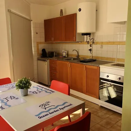 Charming With Balcony In Portimao, 55 Sqm, Pool View Διαμέρισμα Portimão